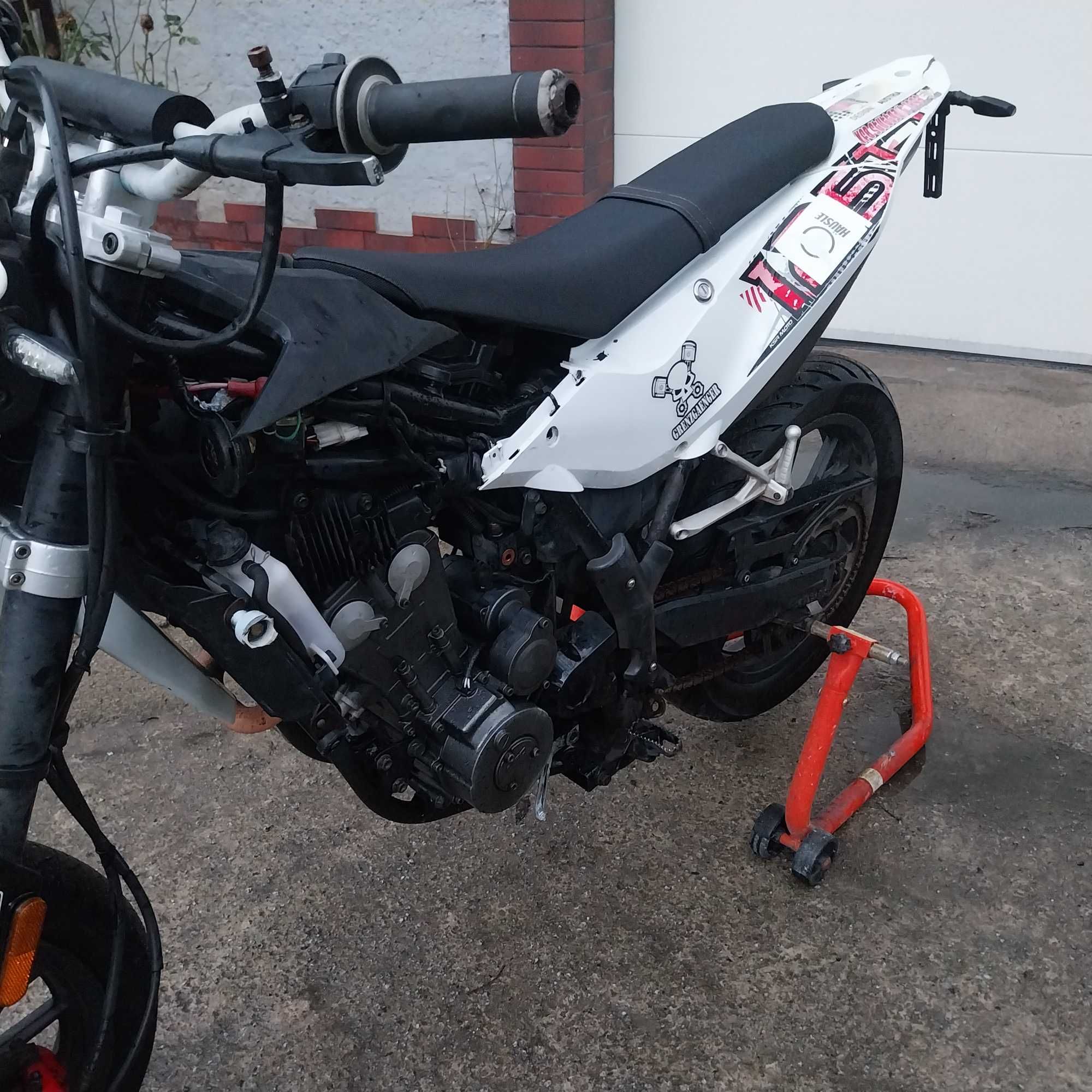 KSR 125 TR. 2017.W calosci lub na czesci.Na Niemieckich szyldach
