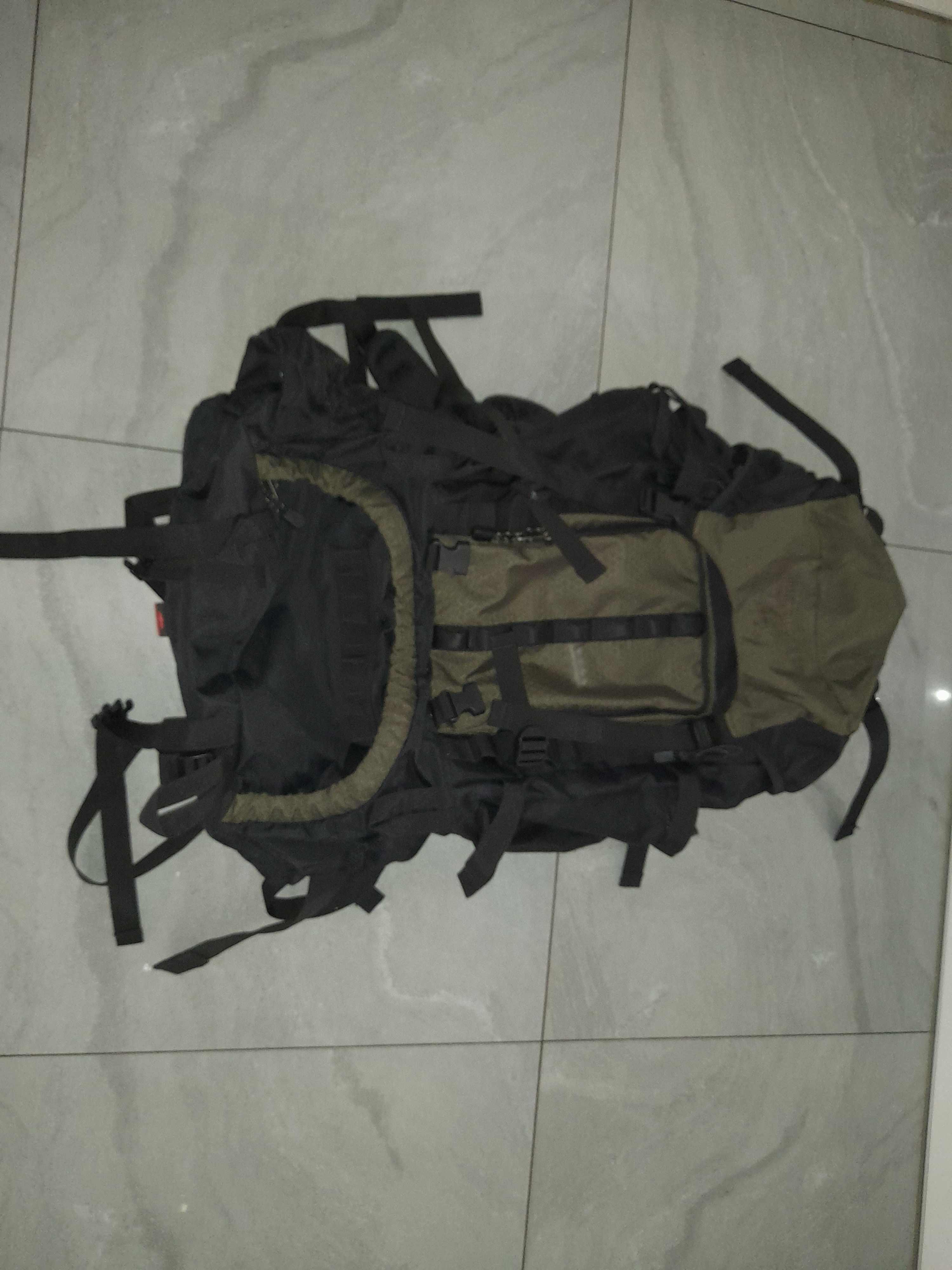 Amazon Basics – plecak turystyczny 75l