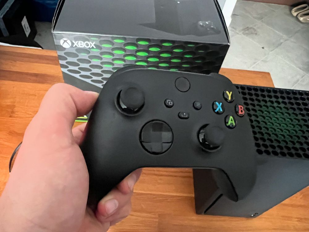 Konsola XBOX SERIES X 1 TB Gwarancja