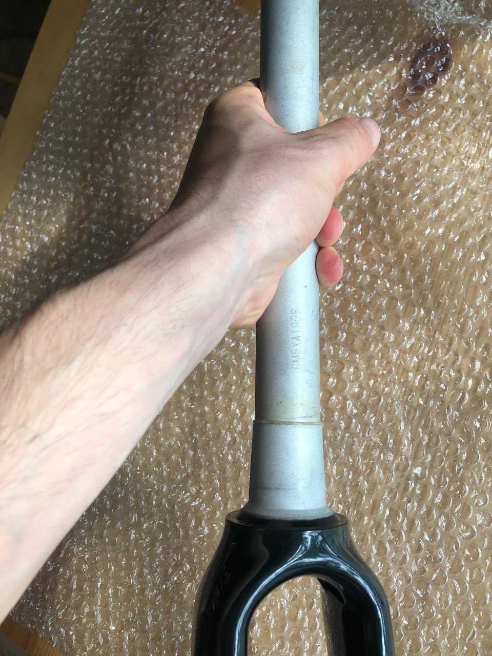 Carbon Fork Omnium Ostre kolo