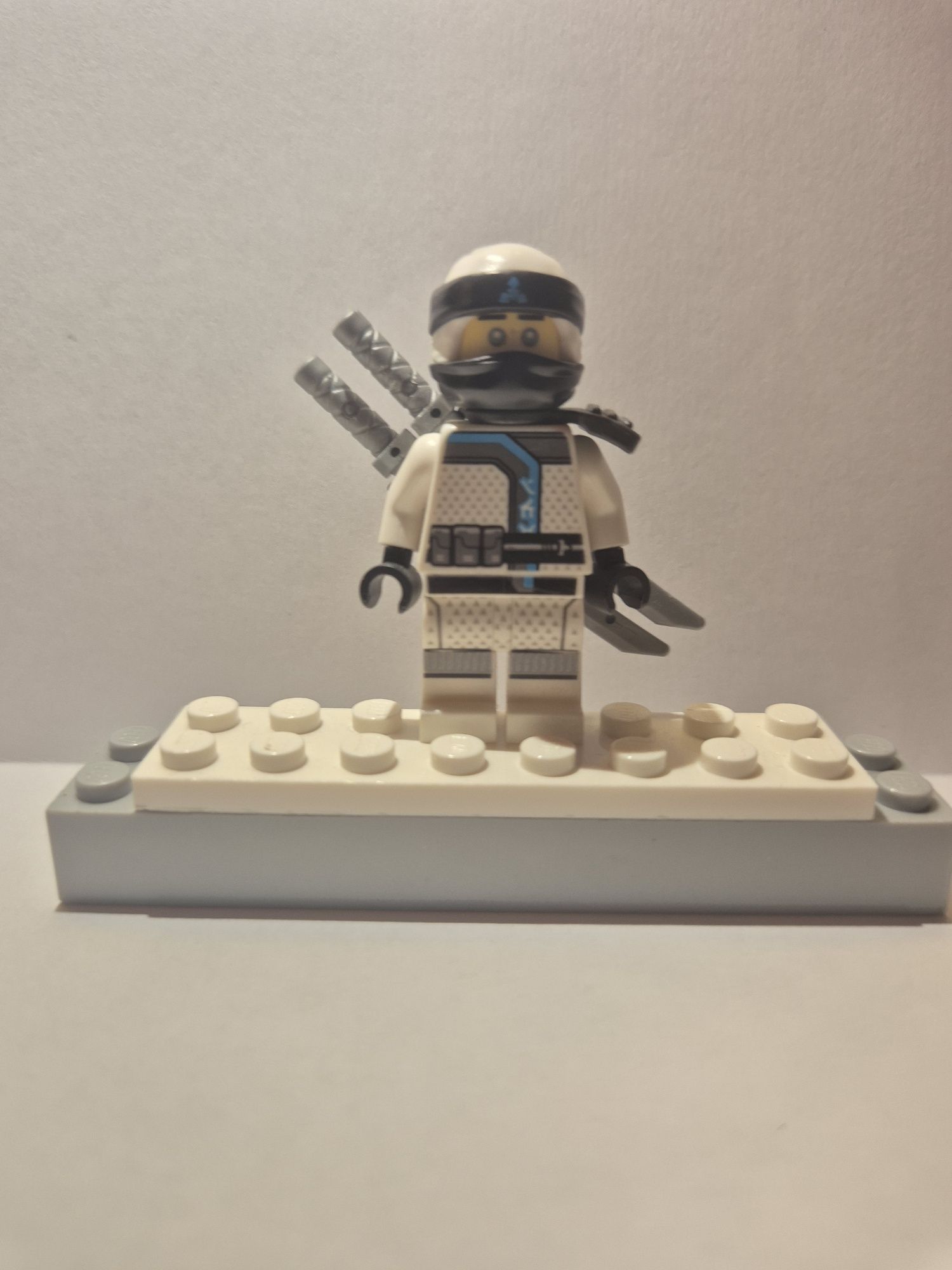 Figurka Lego Ninjago Zane (sezon 8)