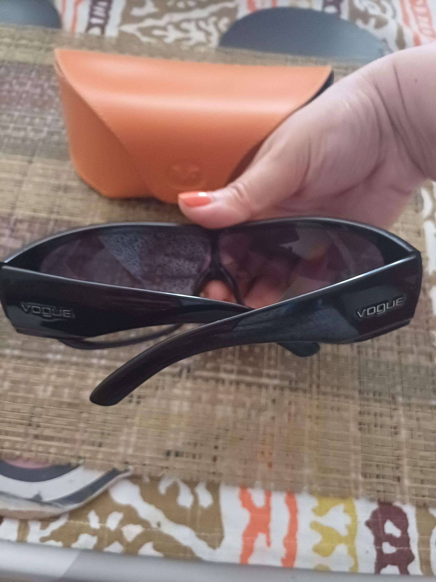 Óculos de sol Vogue com lente degradê