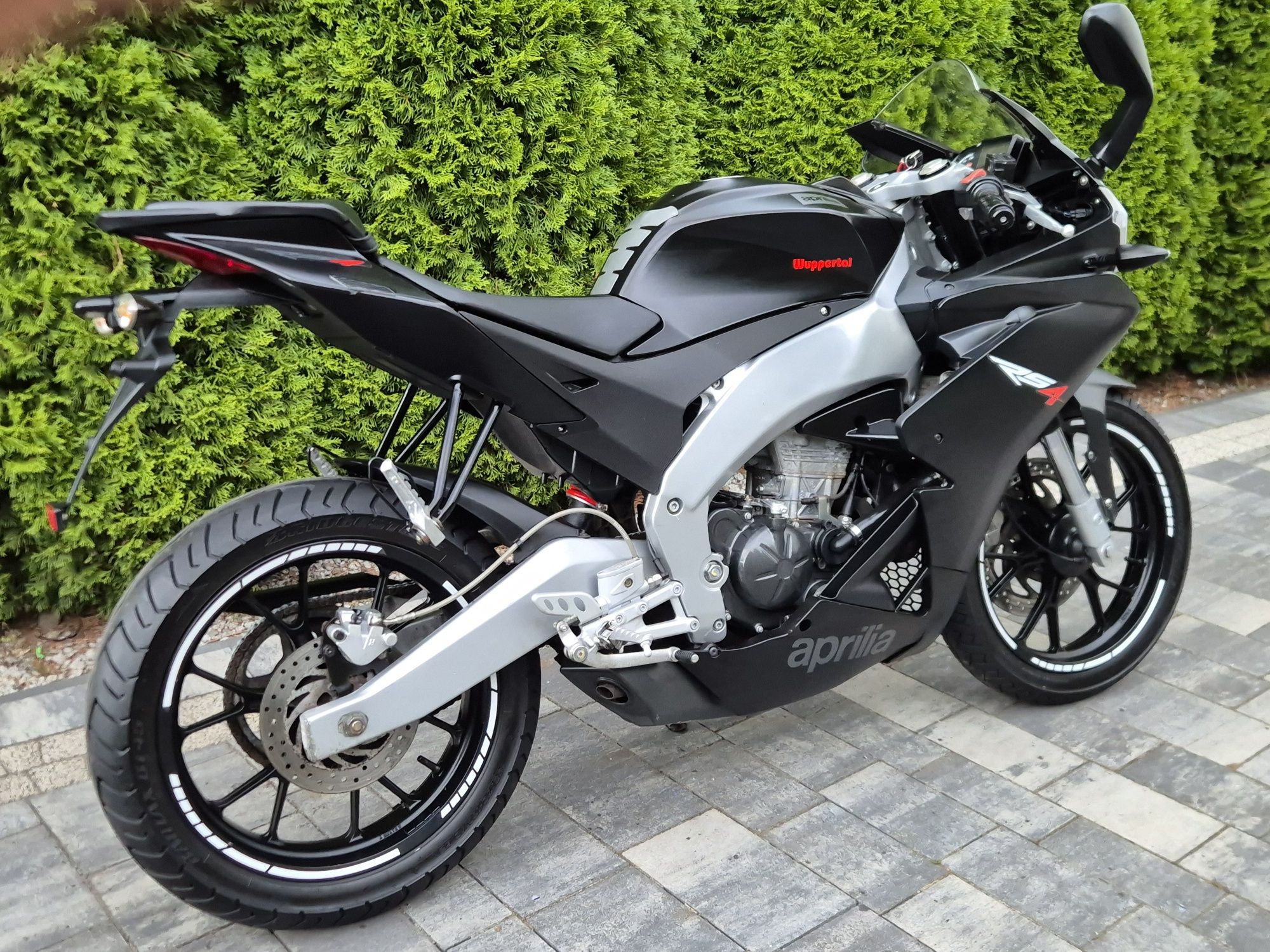 Aprilia RS4 125 Black Mat 2013r Niski Przbieg Kat B a1