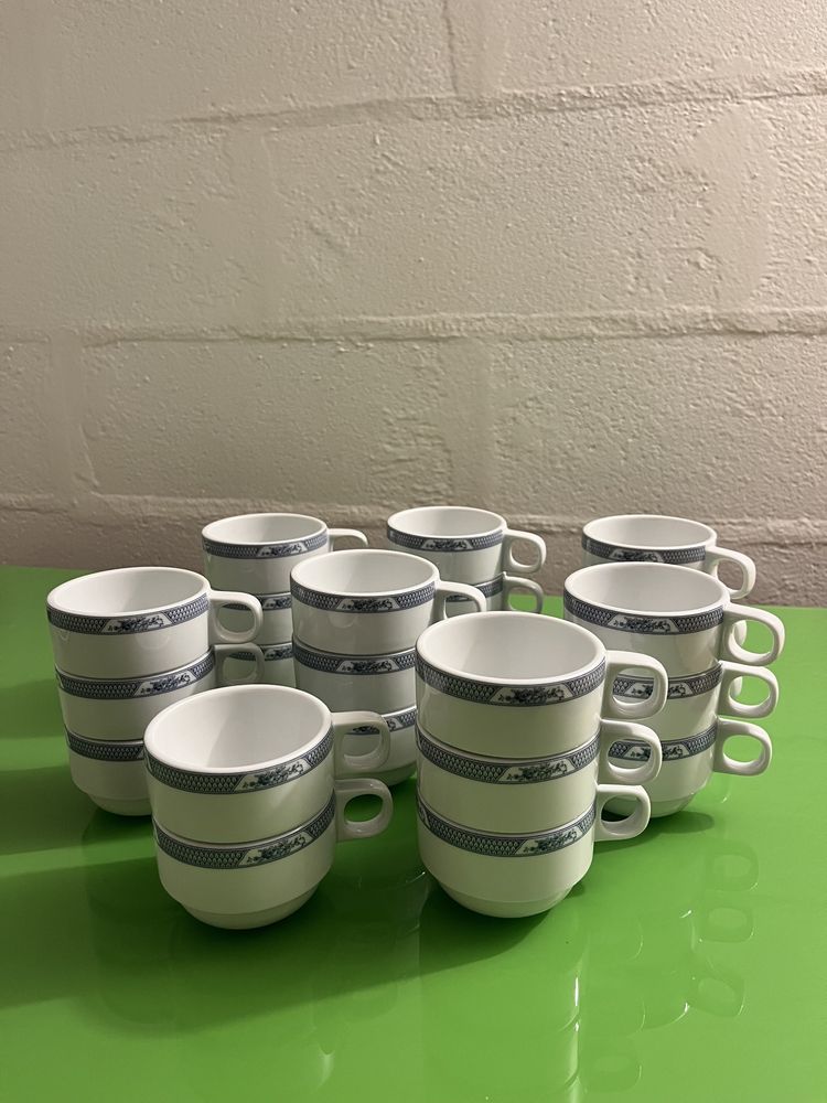 Conjunto de chávenas