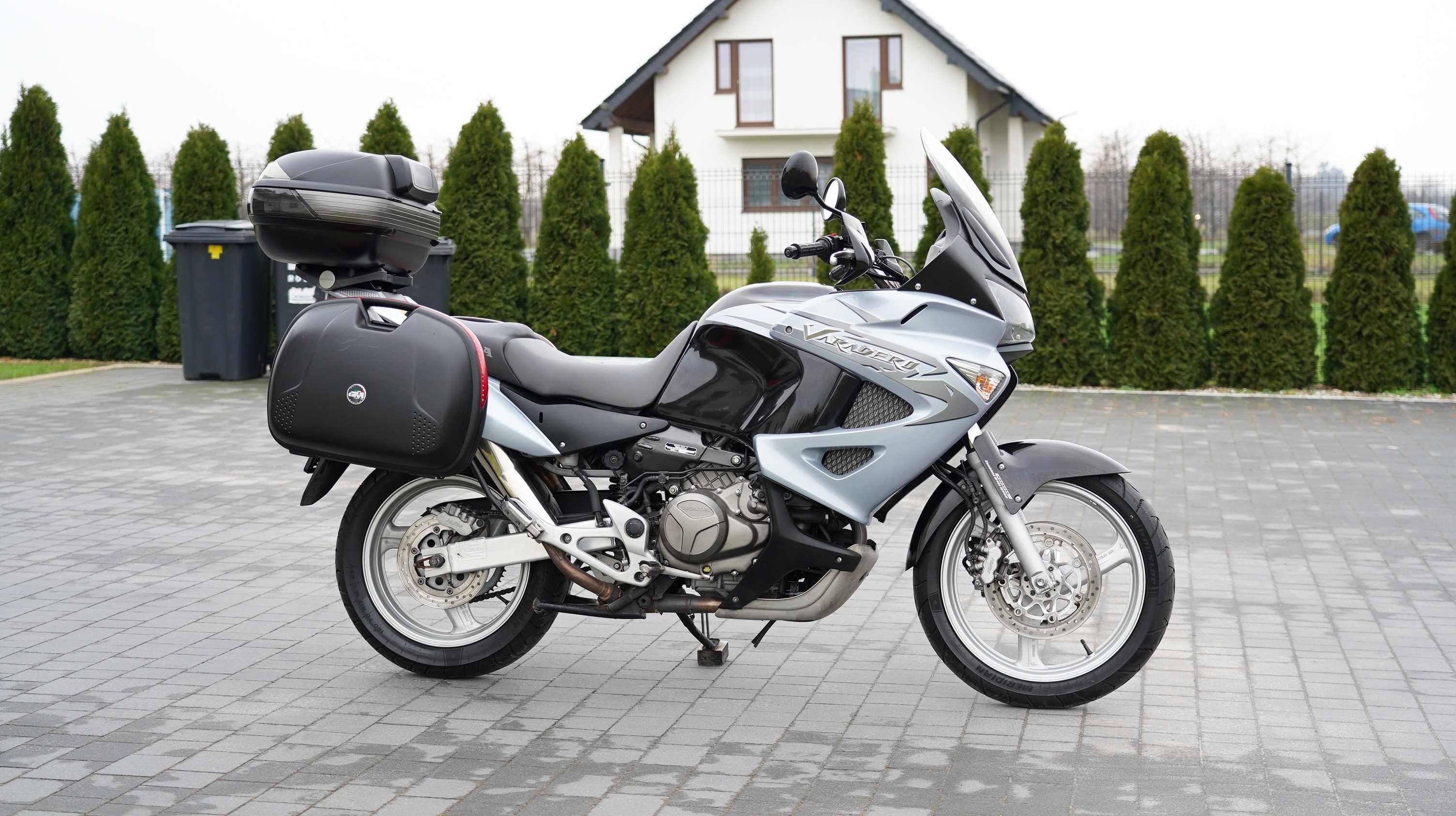 honda VARADERO xl 1000 V  -- idealna  -- 3kufry  -- 10r