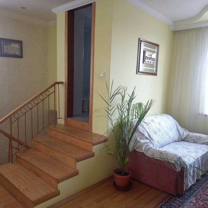 Продам частину будинку м.Самбір