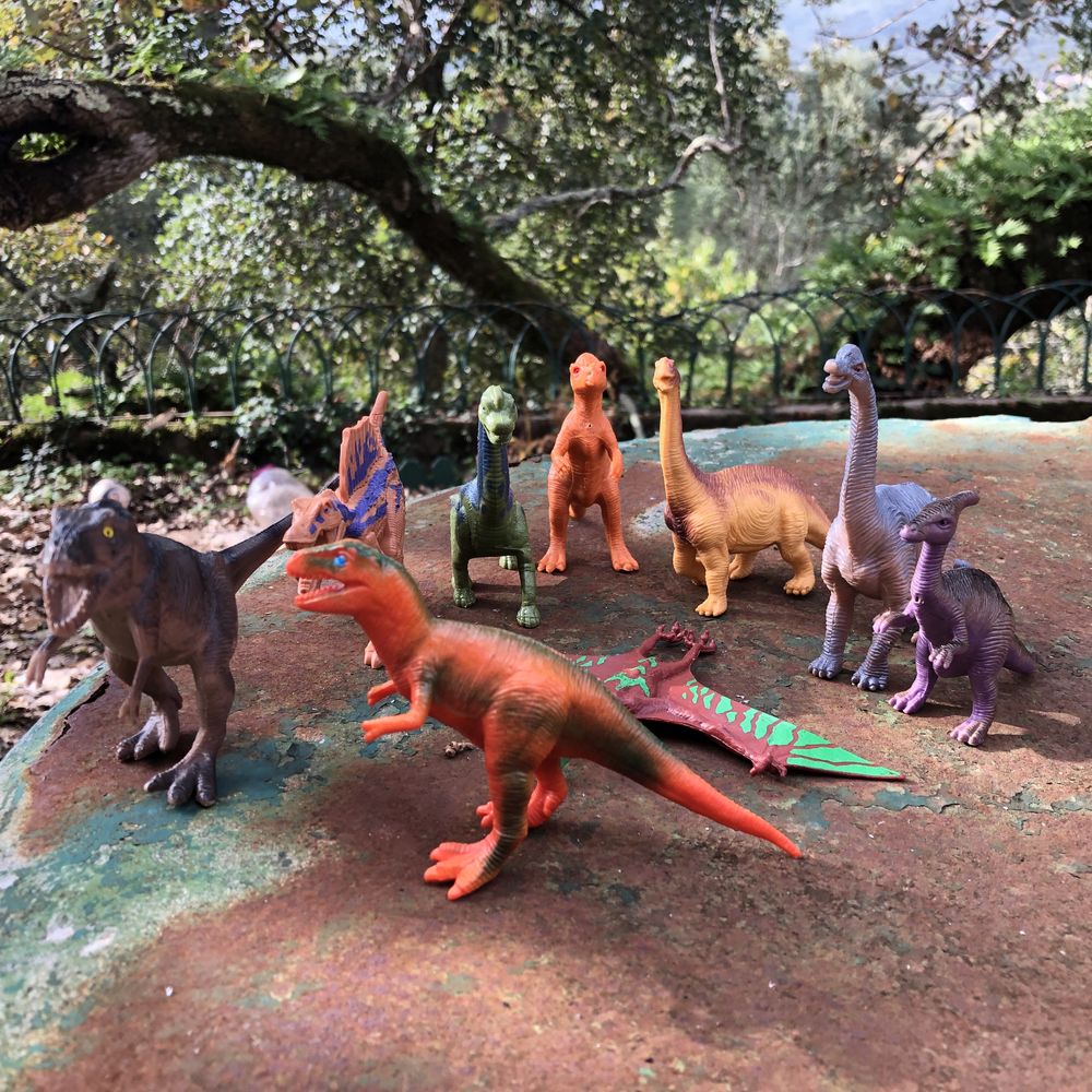 Conjunto de 9 dinossauros