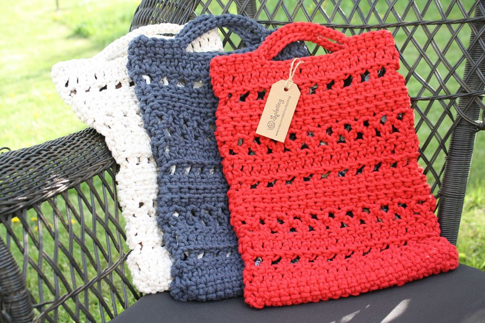 Czerwona torebka szydełkowa ażurowa, podszewka z kieszonką, bawełna