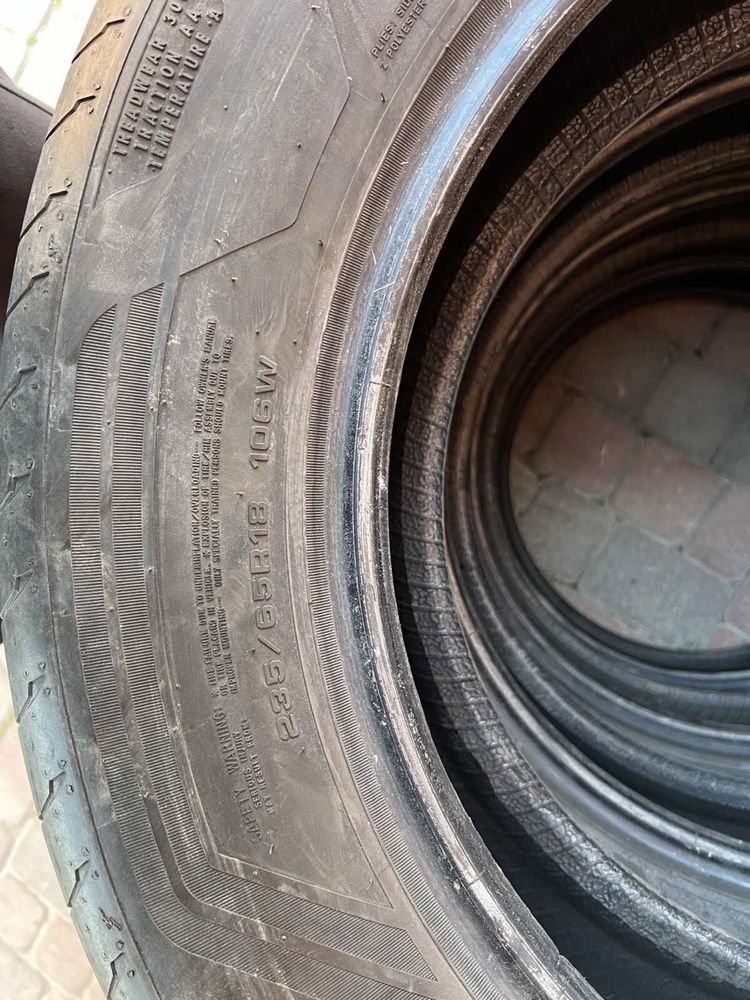 Продам комплектлітніх шин  Goodyear 235/65 R18 2018 року