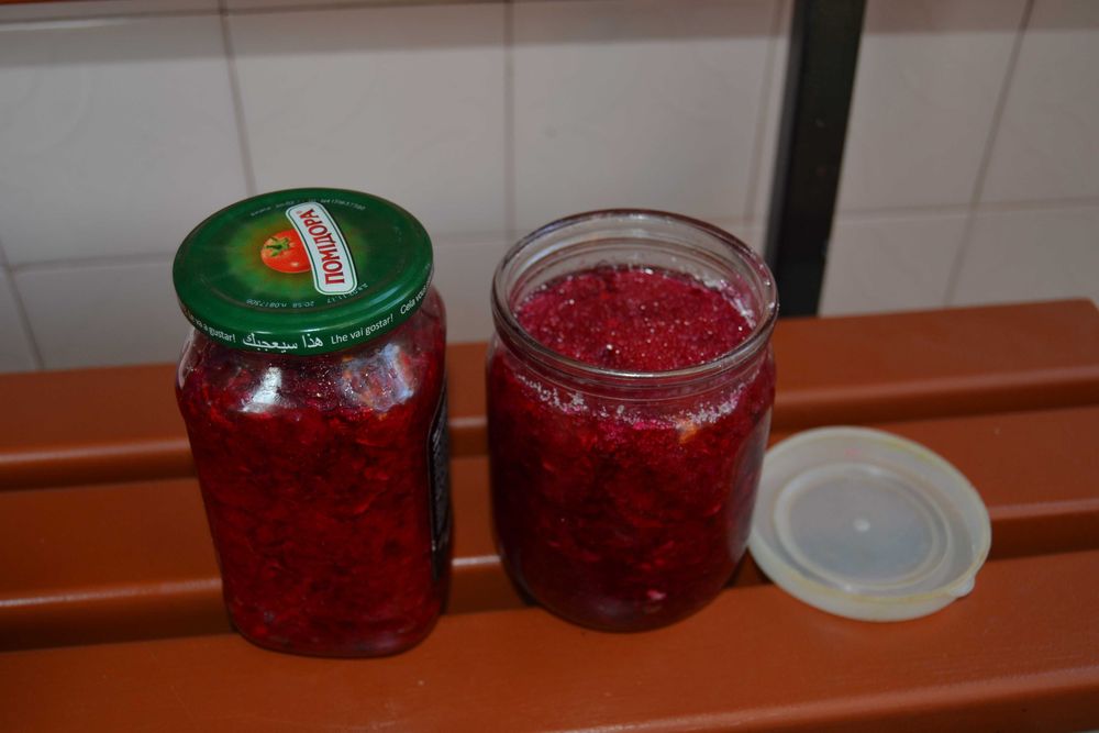 Варення з пелюстків рожі