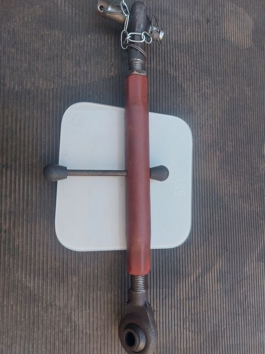 Винт центральный ЮМЗ МТЗ запчасти