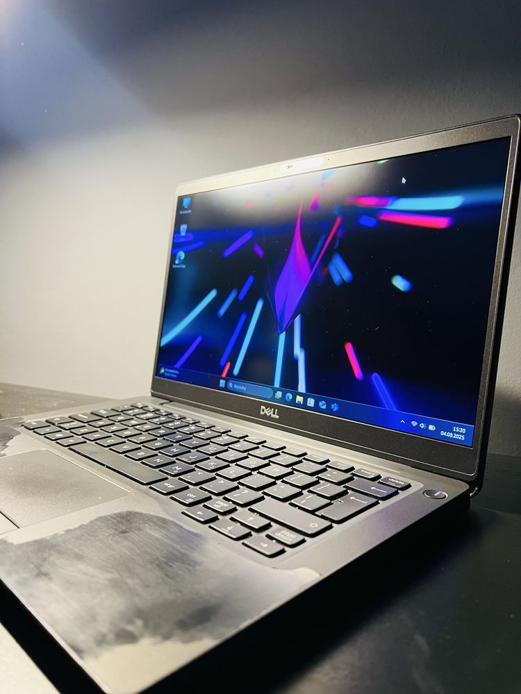Dell Latitude 7300 16GB Intel i5 Windows 11 240GB