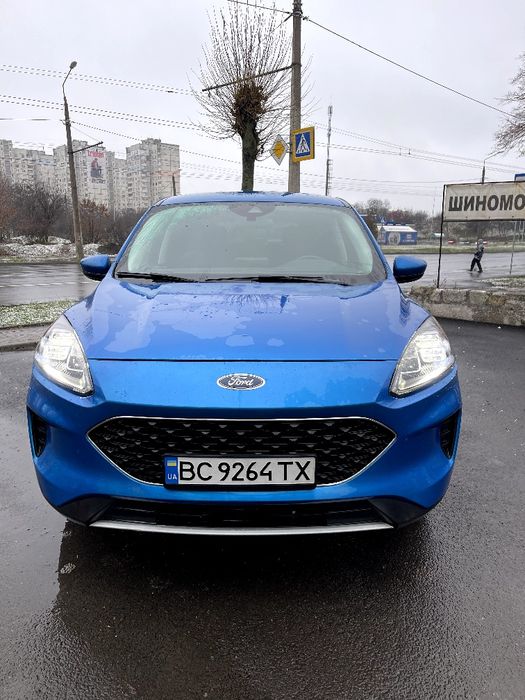 Продам Ford Escape 2021