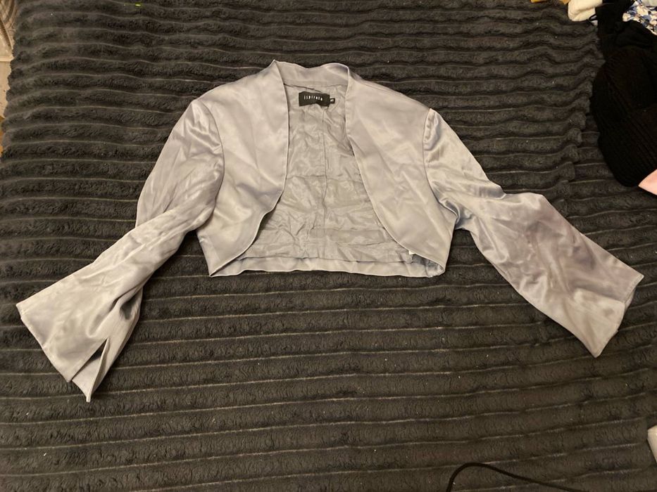 балеро, сірого кольору