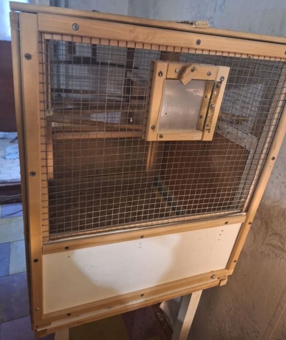 Клетка для птиц крепкая