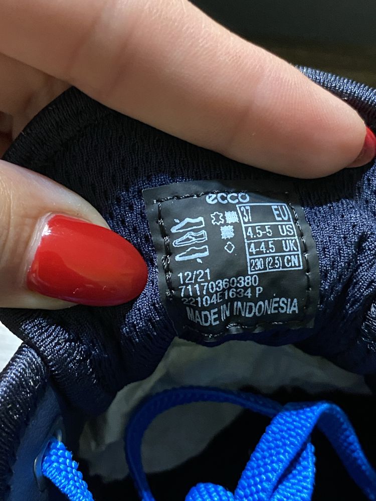 37р. Кросівки ECCO Biom K1 оригінал