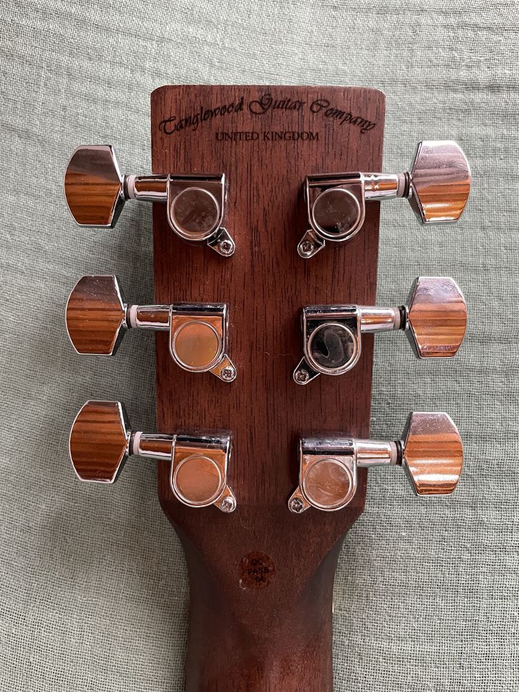 Guitarra Electroacustica TangleWood CrossRoads TWCR DE