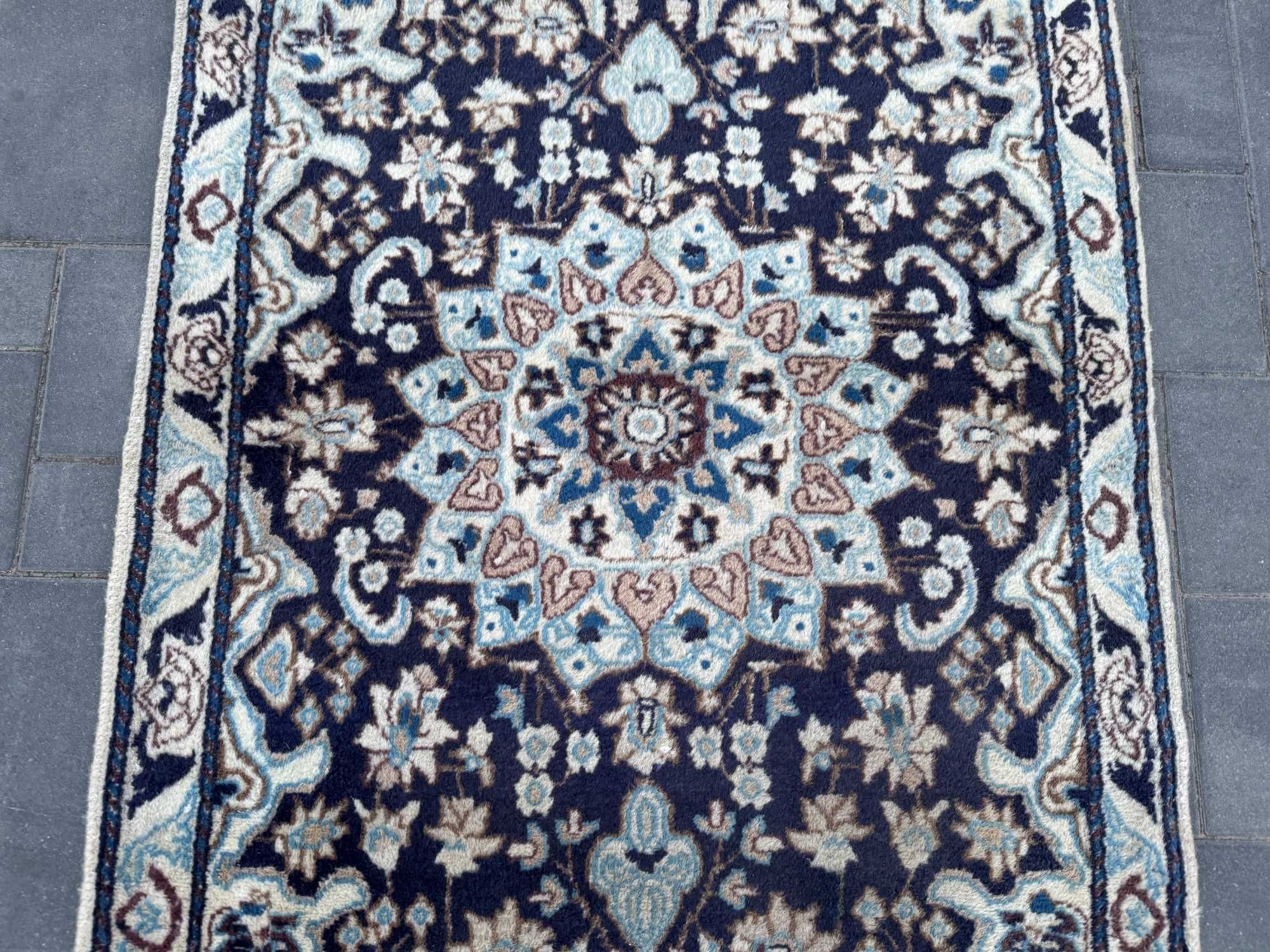 Nain Perski Dywan Ręcznie Tkany Wełniany Iran 144x89
