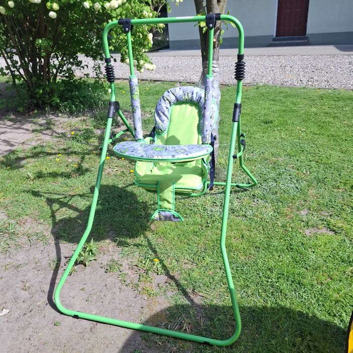 Hustawka wolnostojaca dla dzieci