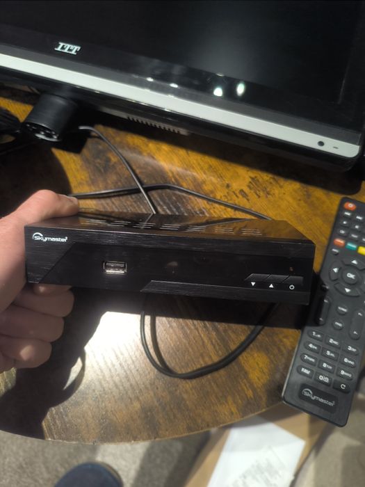 Telewizor ITT 22 cale 12V/220 dekoder antena DVB-T2