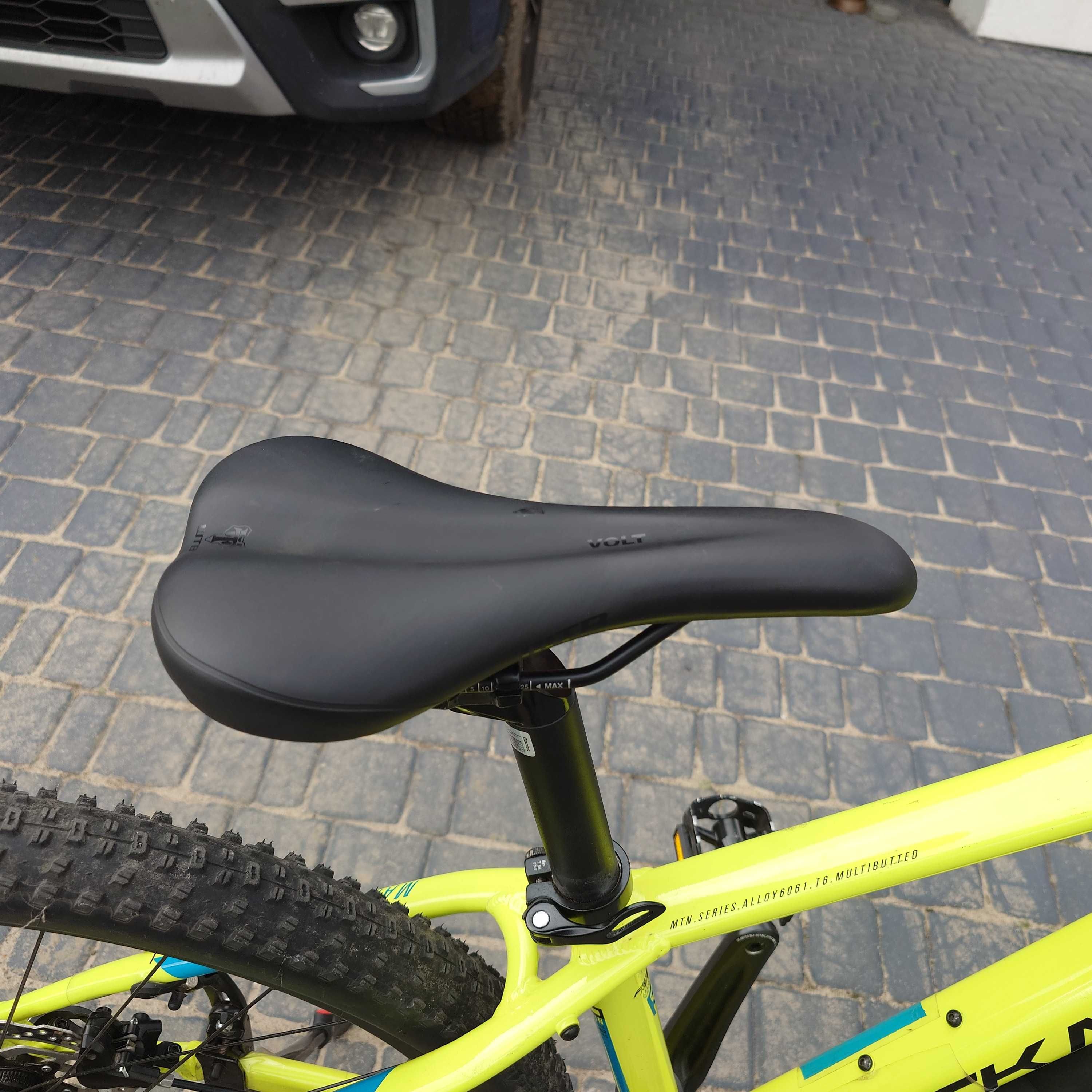Rower Rock Machine Manhattan's 29” – Tuning Shimano Deore , Raidon XC