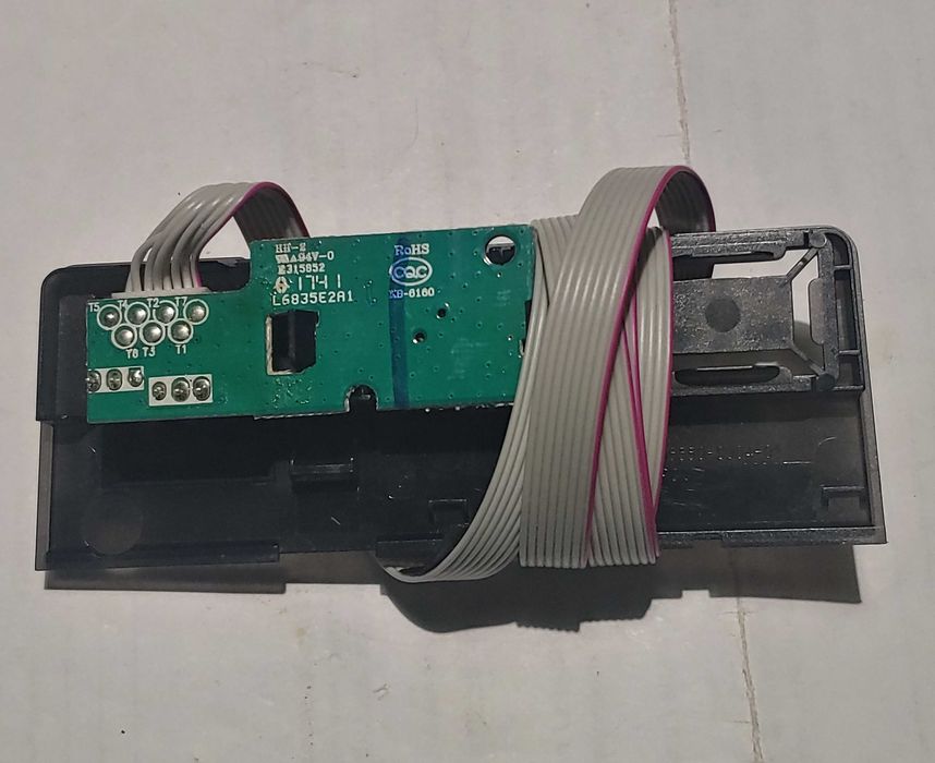 Оригінальна кнопка ввімкнення KIVI 43UK32G (L6835E2A1)