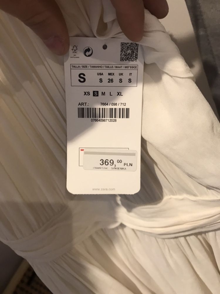 Sukienka zara xs s biel śmietankowa boho