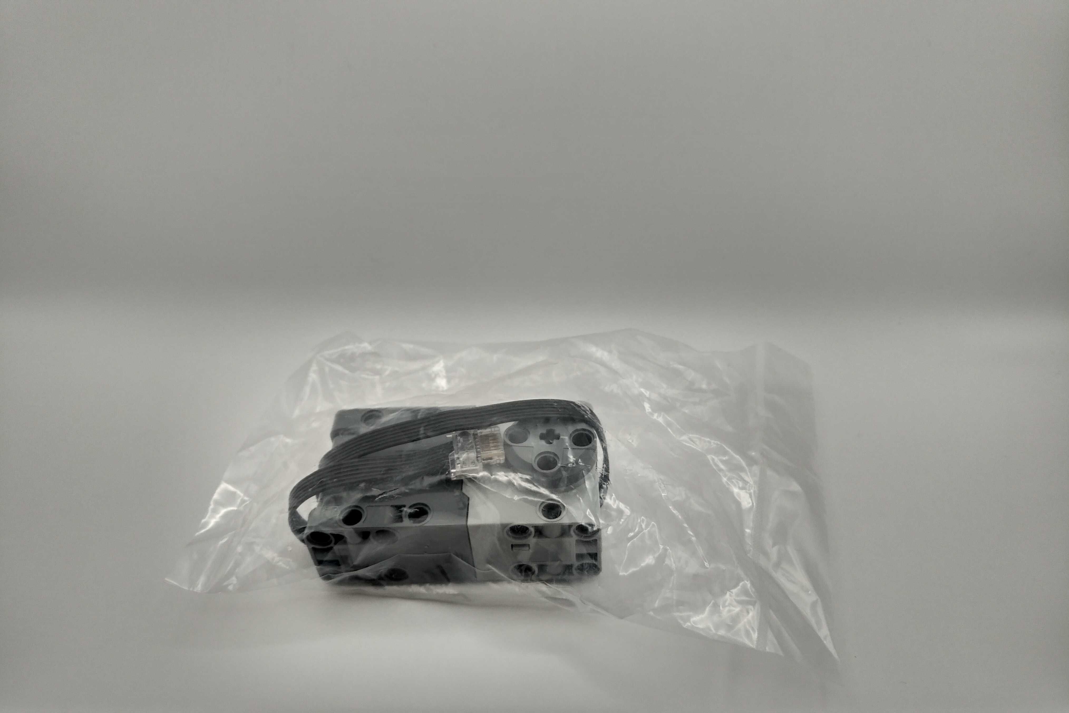 Lego Technic Silnik L kątowy Powered UP 54675c02 serwomotor