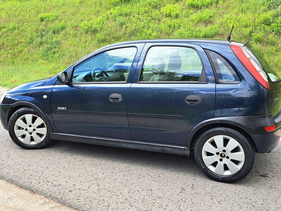 Sprzedam ładnego Opla Corsa C 1.2 benzyna 2002r Elegance