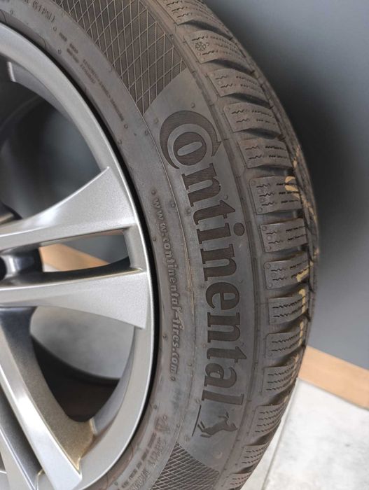Koła Alu Felga  zima  Ford S-max   Kuga - Opony Continental 235/50R18