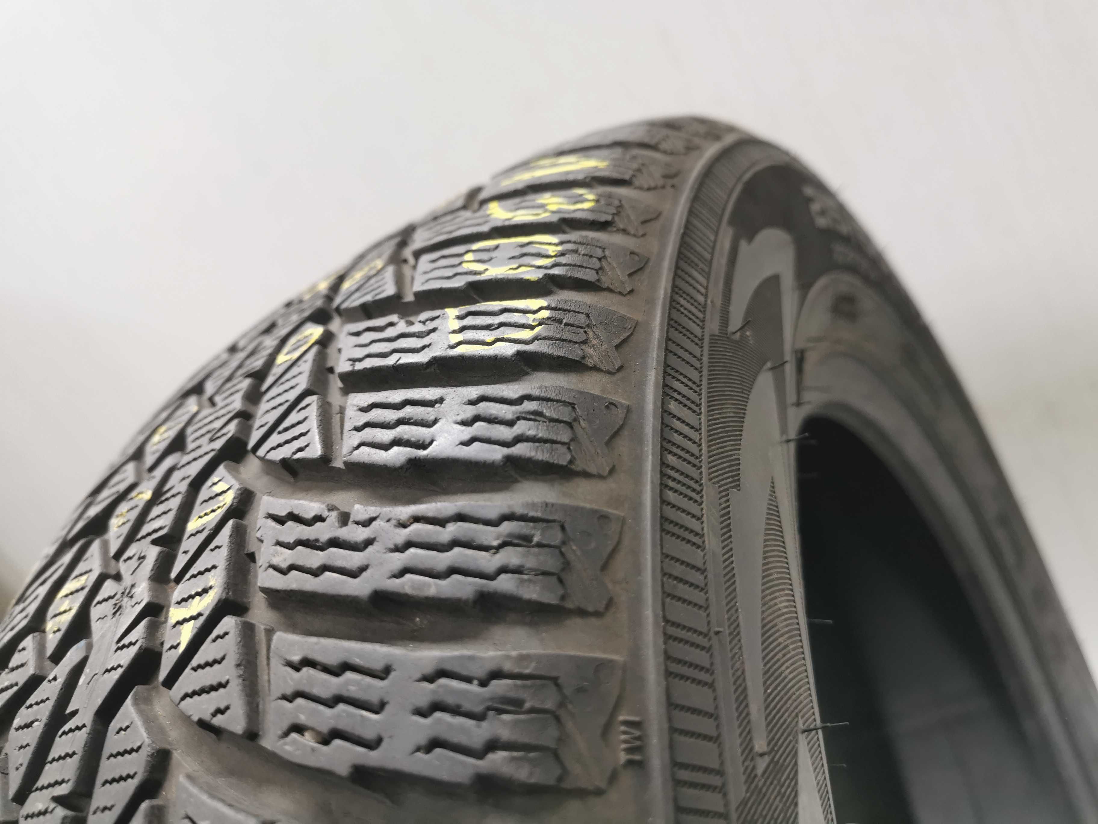 Nokian WR D4 215/60r17 96H N1300