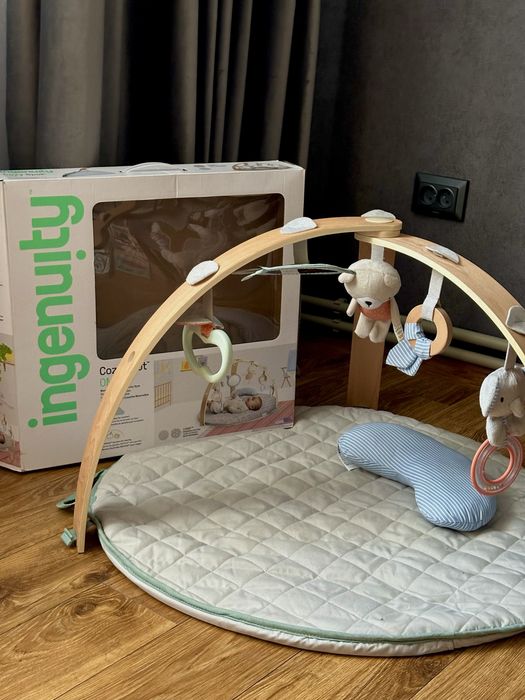 Розвиваючий килимок Ingenuity "Cozy Spot"