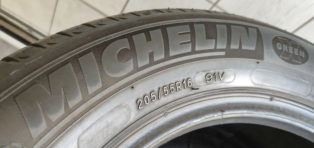 4x 205/55R16 Michelin Energy Saver+ 5,45mm 91V B/A/70dB