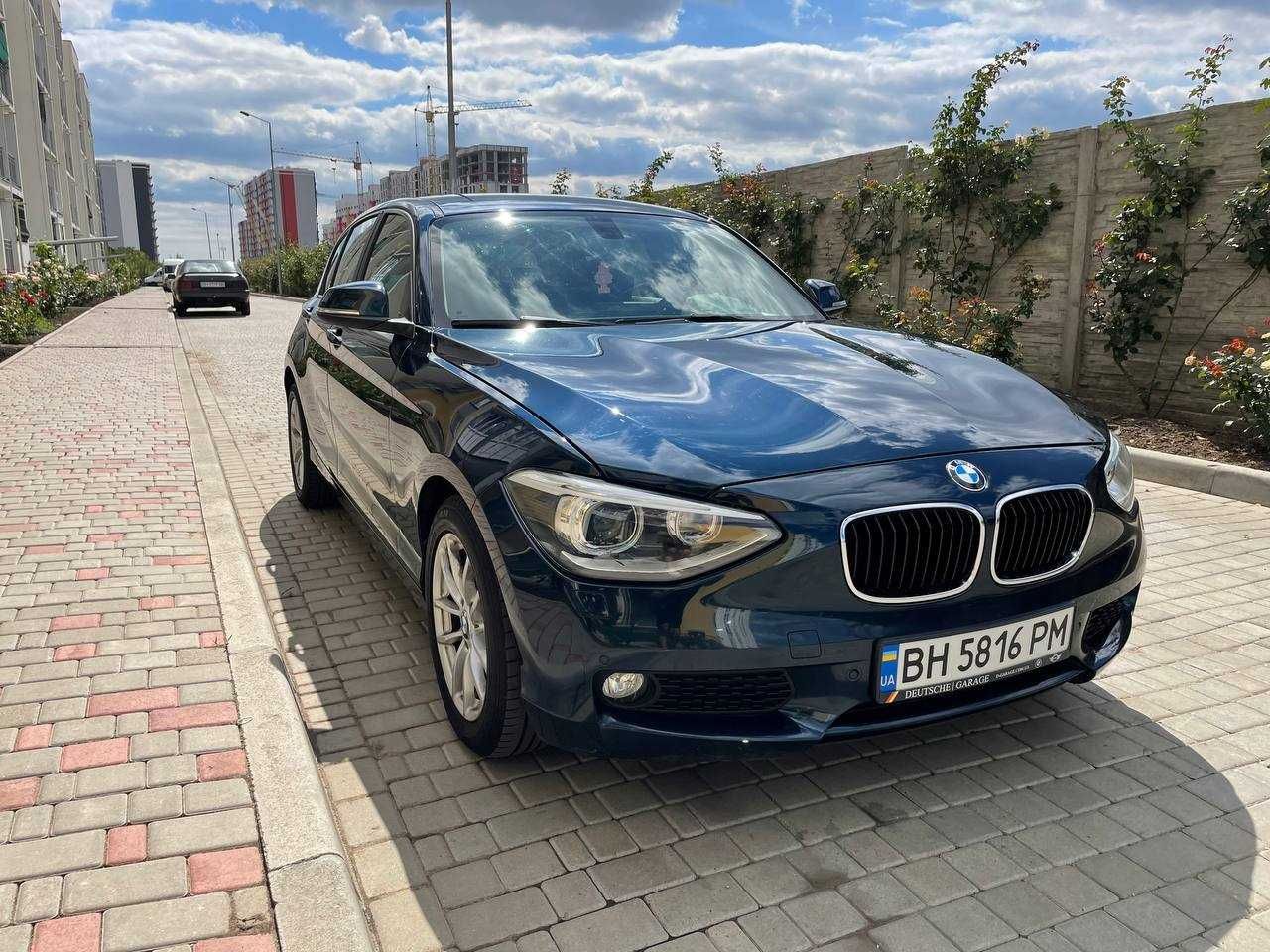 BMW 118d F20 midnight blue