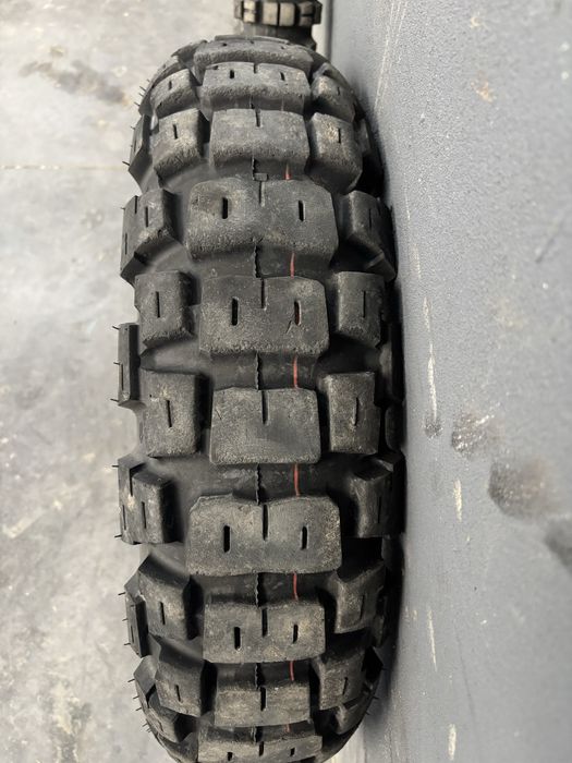 Motoz 150/70-18 e 90/90-21