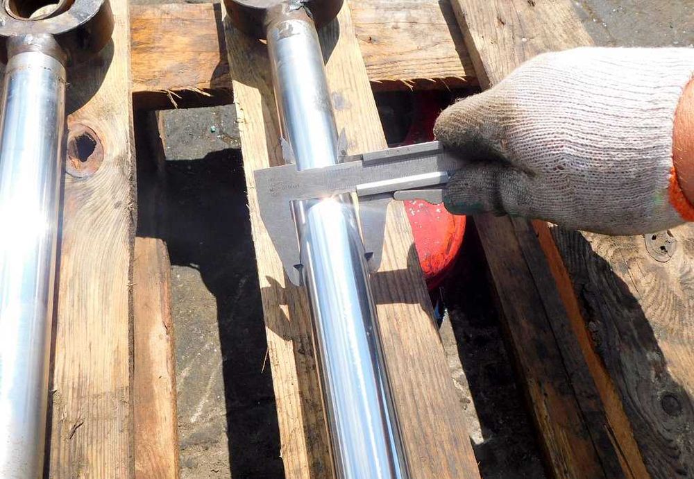 Siłownik Hydrauliczny Dł. 112cm/69cm Skok 42cm Śmieciarka Dwustronne