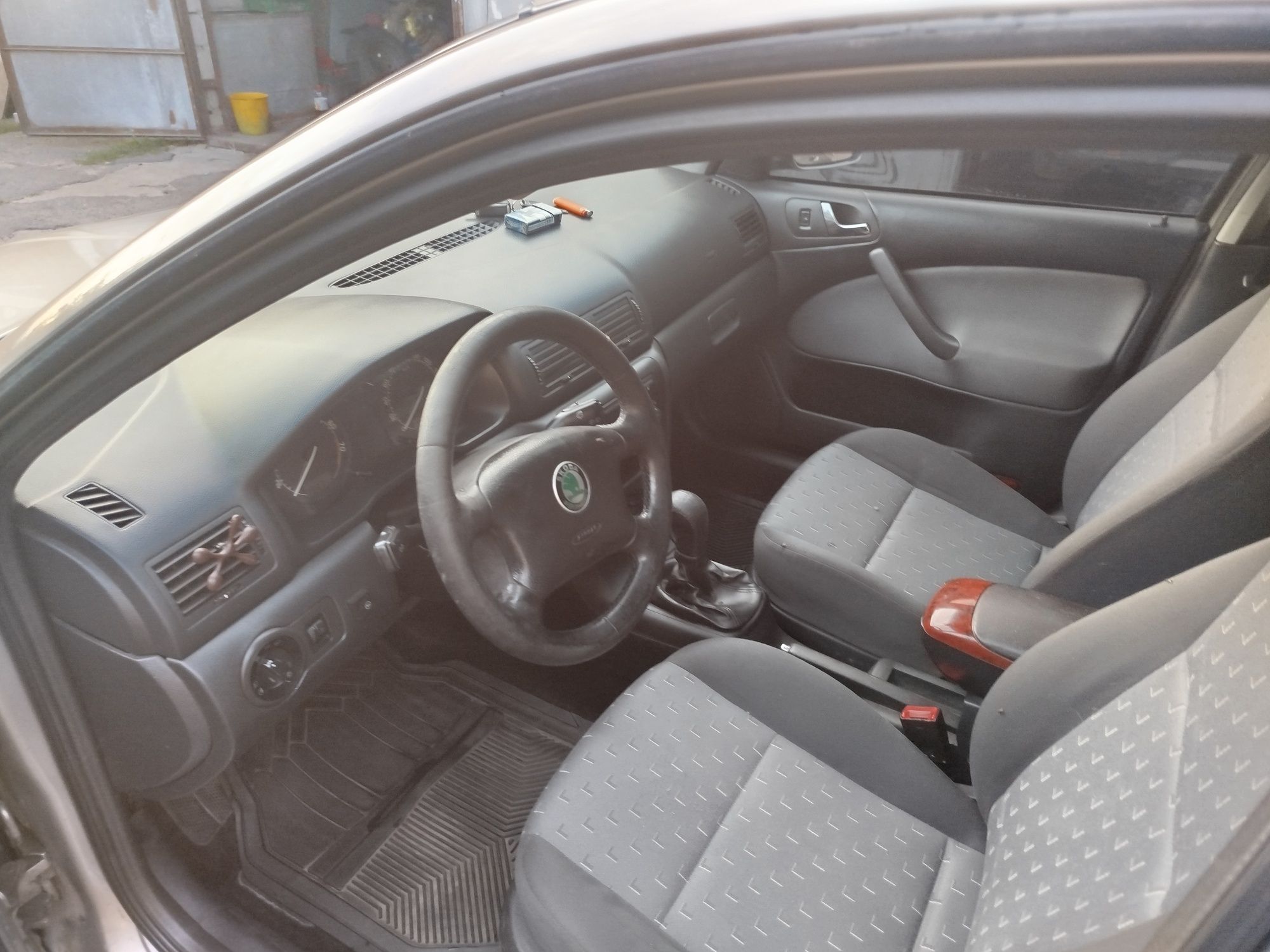 Продам гарний автомобіль Шкода Октавія