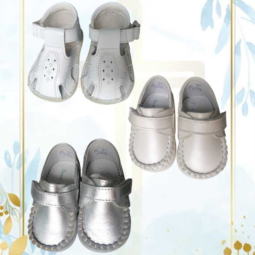 Lote de 18 pares de sapatos bebé