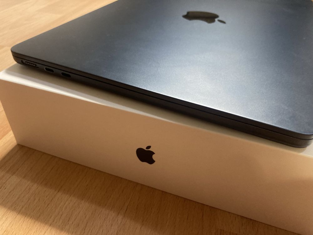 Macbook Air m2 13’ 24/2TB Midnight