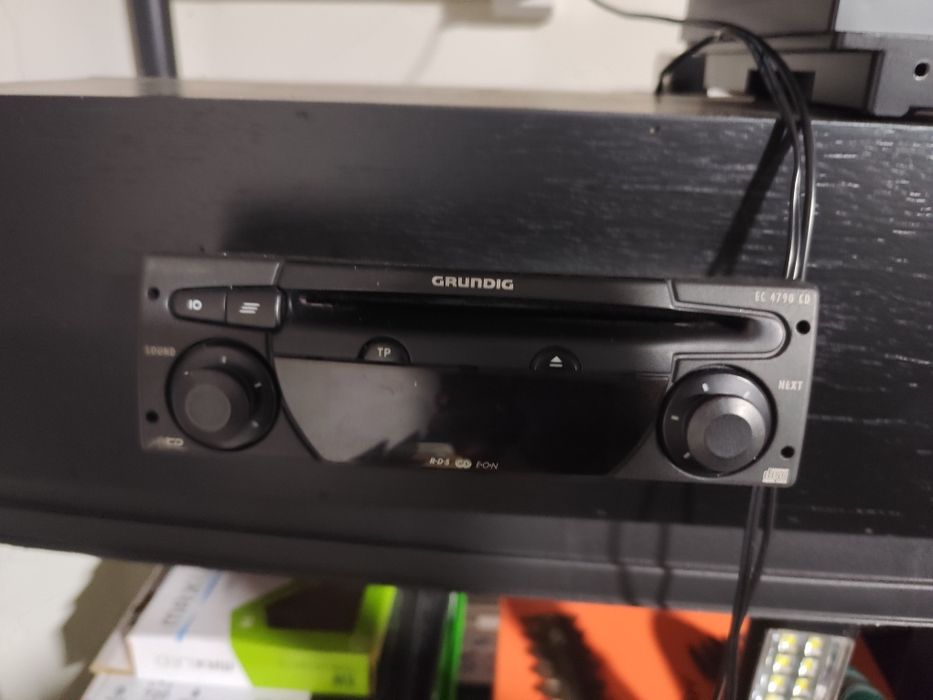 Lote de Auto-Rádios - Todos funcionais