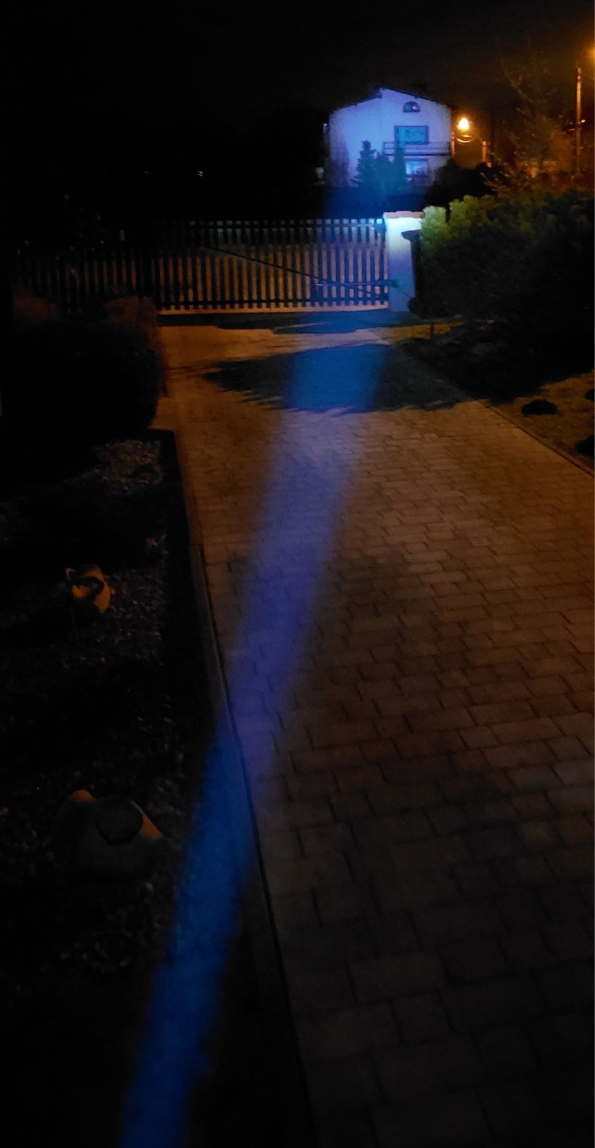 Latarka LED mega mocna!