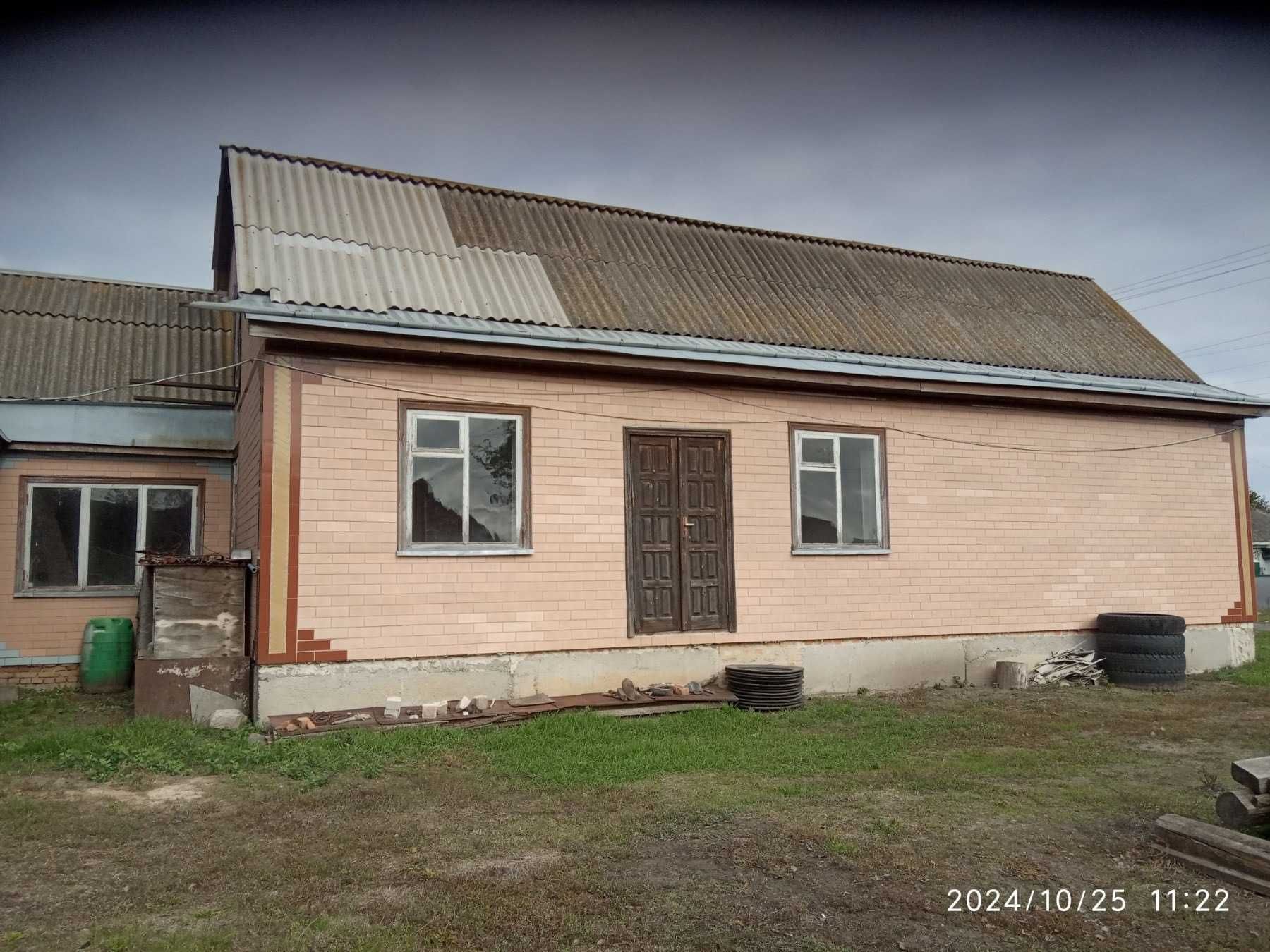 Продаеться будинок