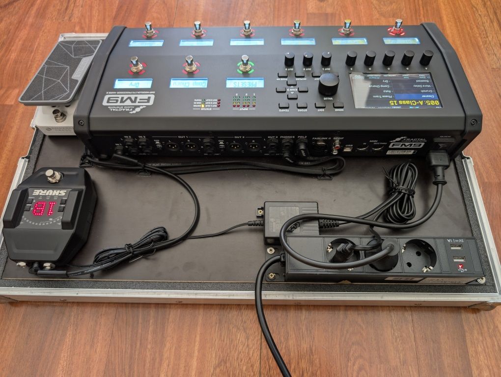 Fractal FM9 Turbo mk2, Hotone Ampero II Press, Case Thon