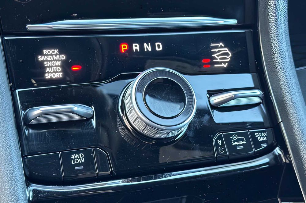 Jeep Grand Cherokee      2023