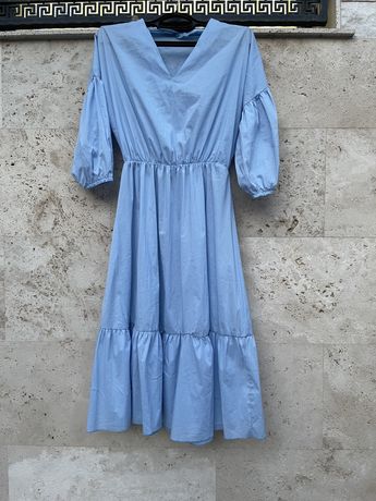 Платье летнее голубого цвета