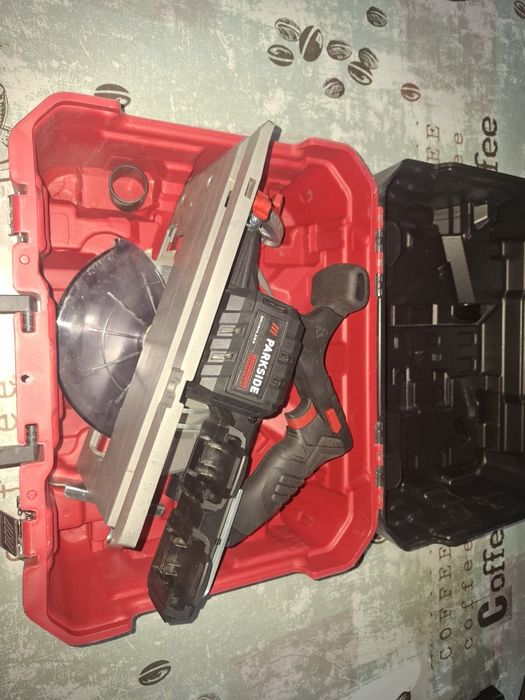 Serra circular Parkside Performance