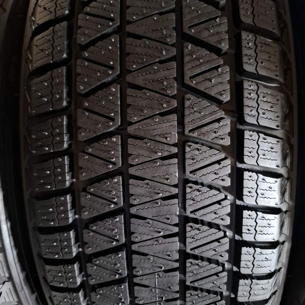 235/55/19 R19 Bridgestone Blizzak DM-V3 4шт нові зима
