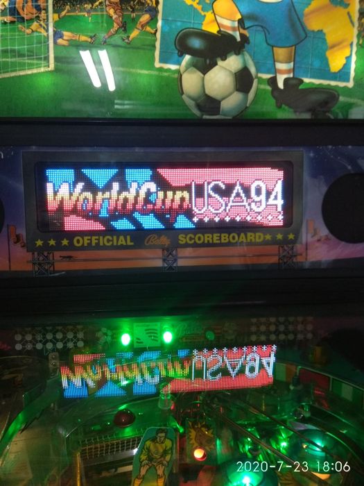 Flipper pinball ecran cores