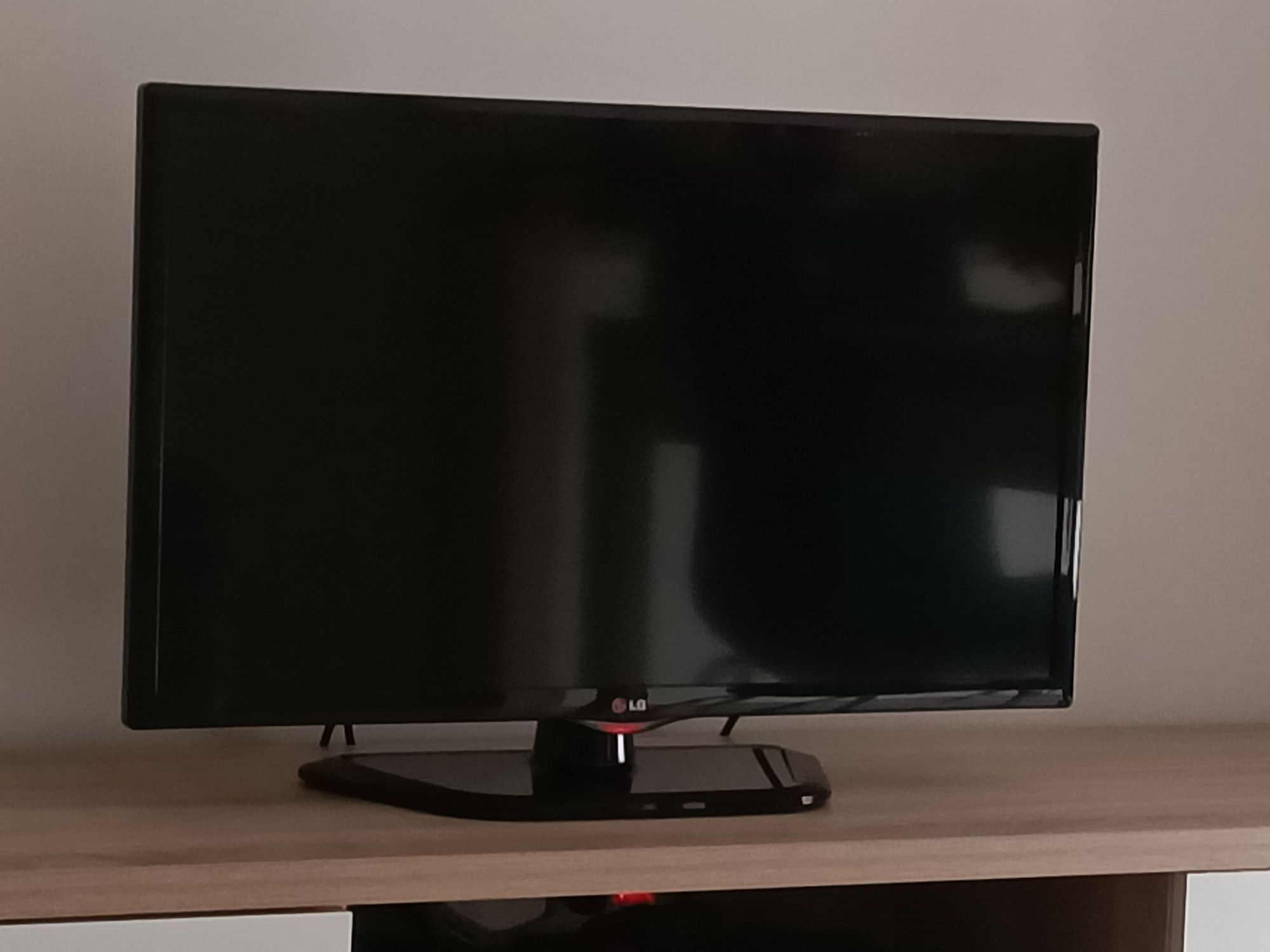 Televisão da marca LG semi nova