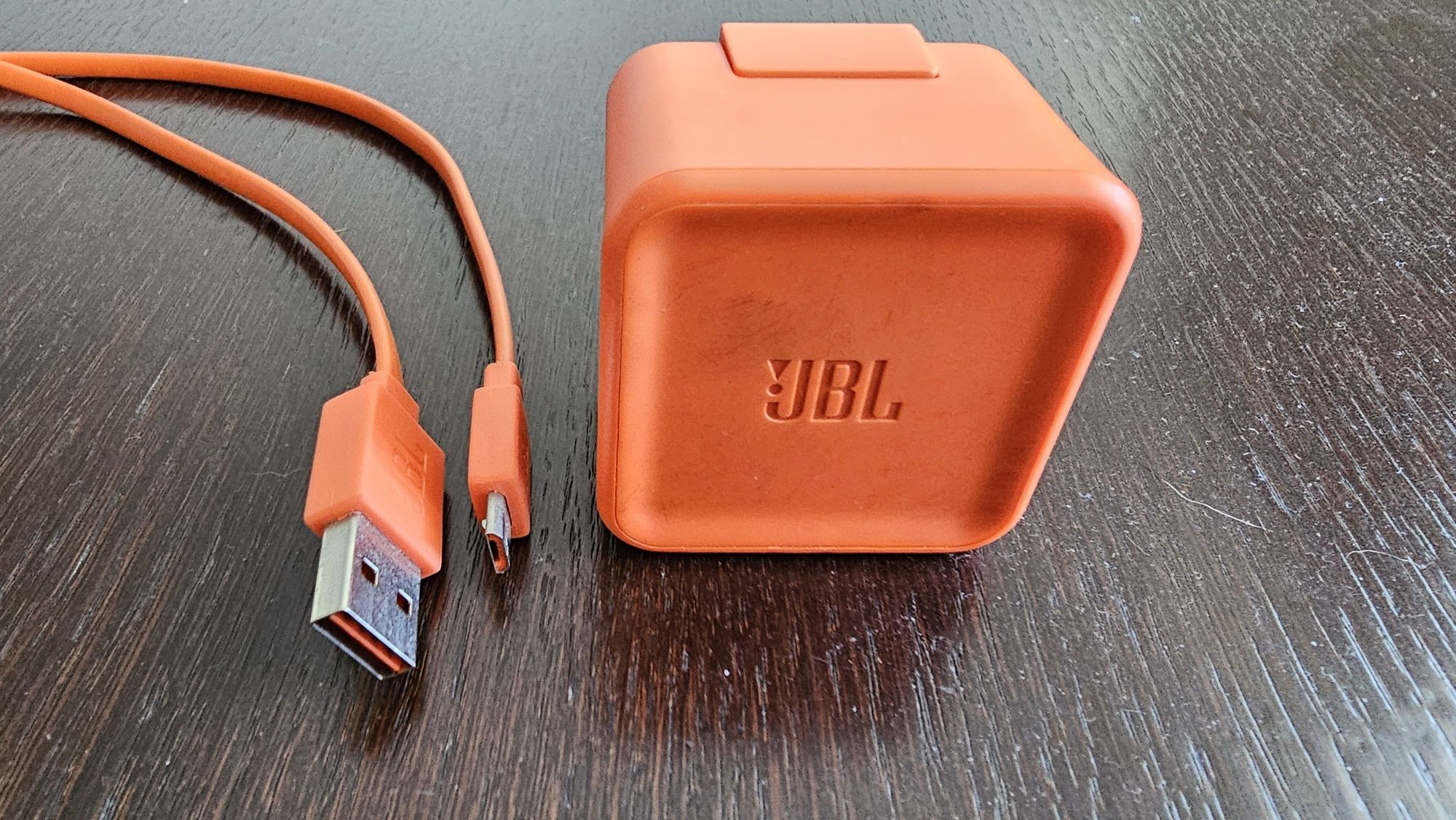 Ładowarka JBL do głośnika